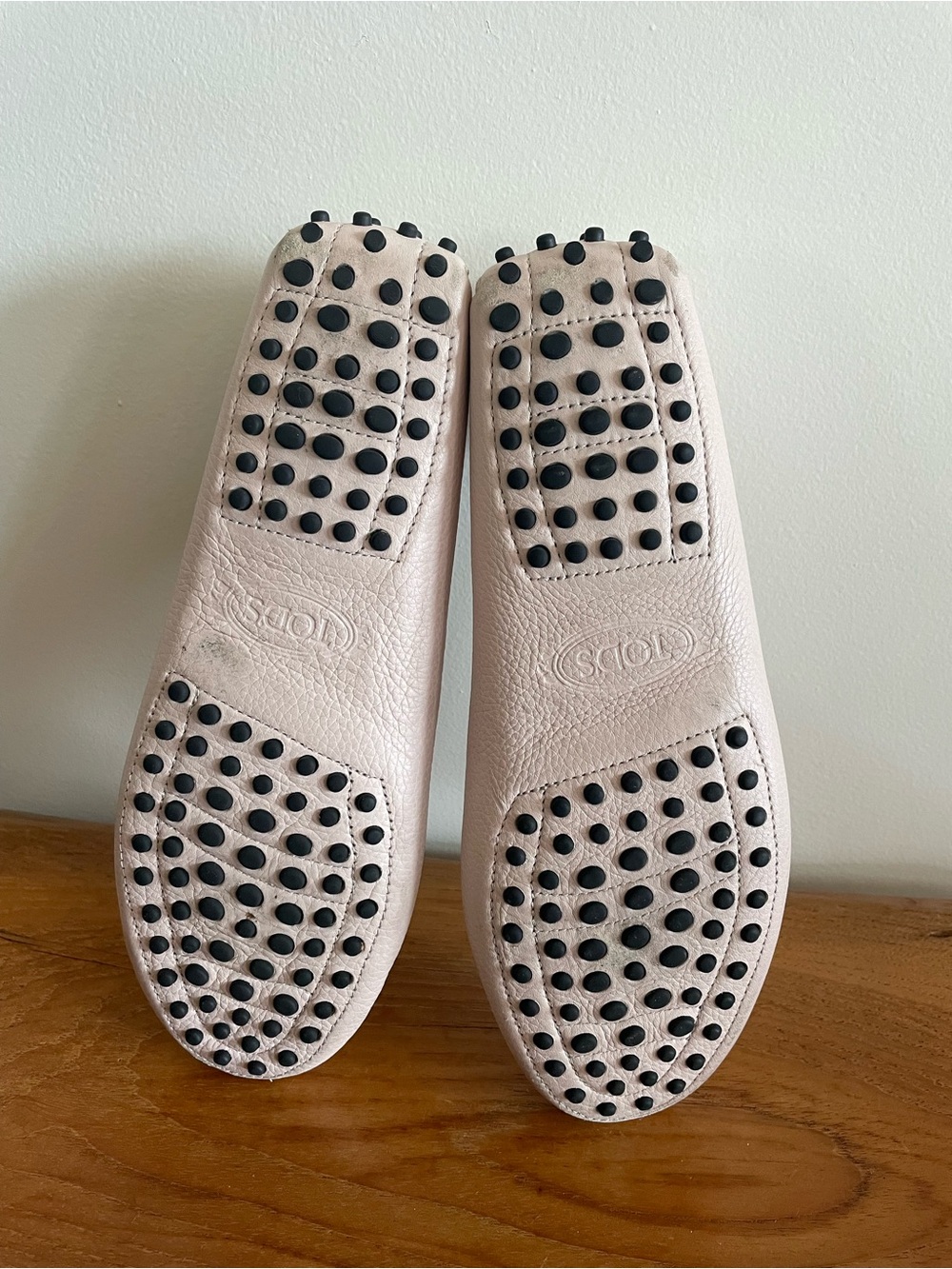 Tod's Gommini driving shoes- light Pink Leather Loafers - Picture 7 of 11